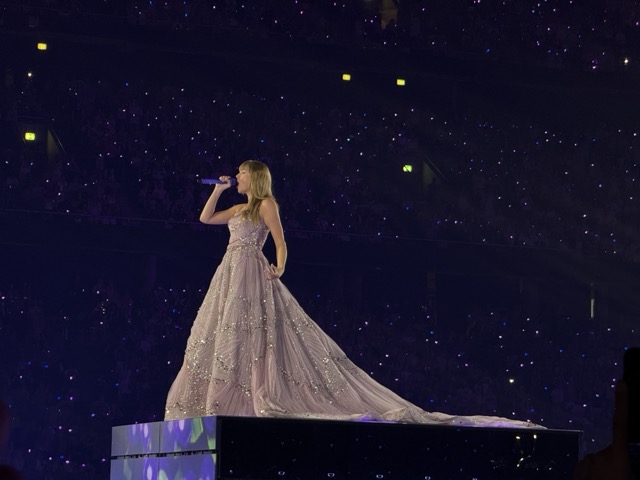 Taylor Swift performing on stage
